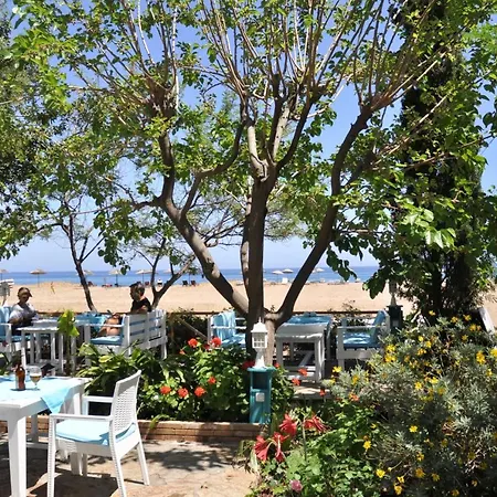 ゲストハウス Bellerofon 4*